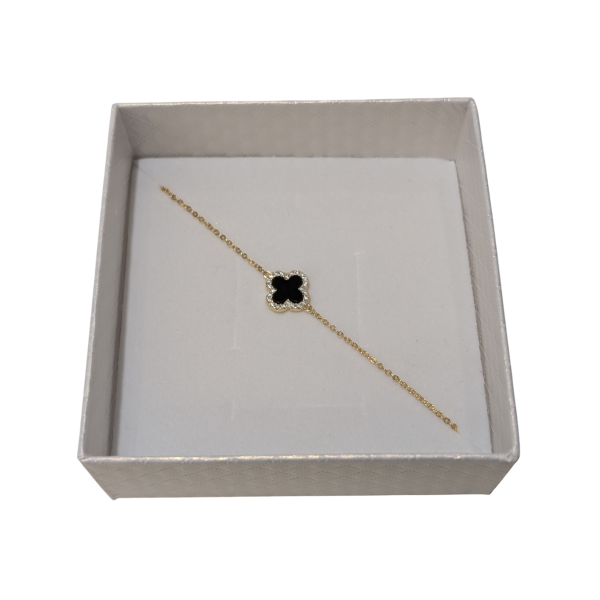 Stříbrný pozlacený náramek s čtyřlístky – černý onyx a zirkony, 1 cm