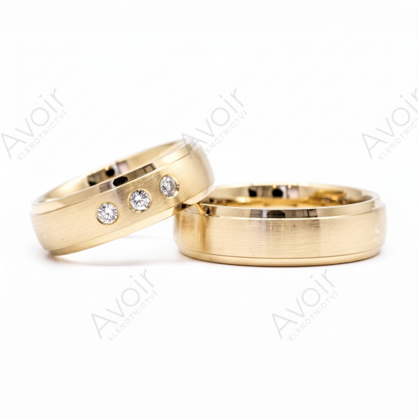 Elegantní snubní prsten s diamanty