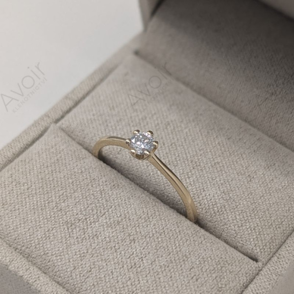 Zásnubní prsten ze žlutého zlata s laboratorním diamantem 0,20 ct – Kolekce Imperial