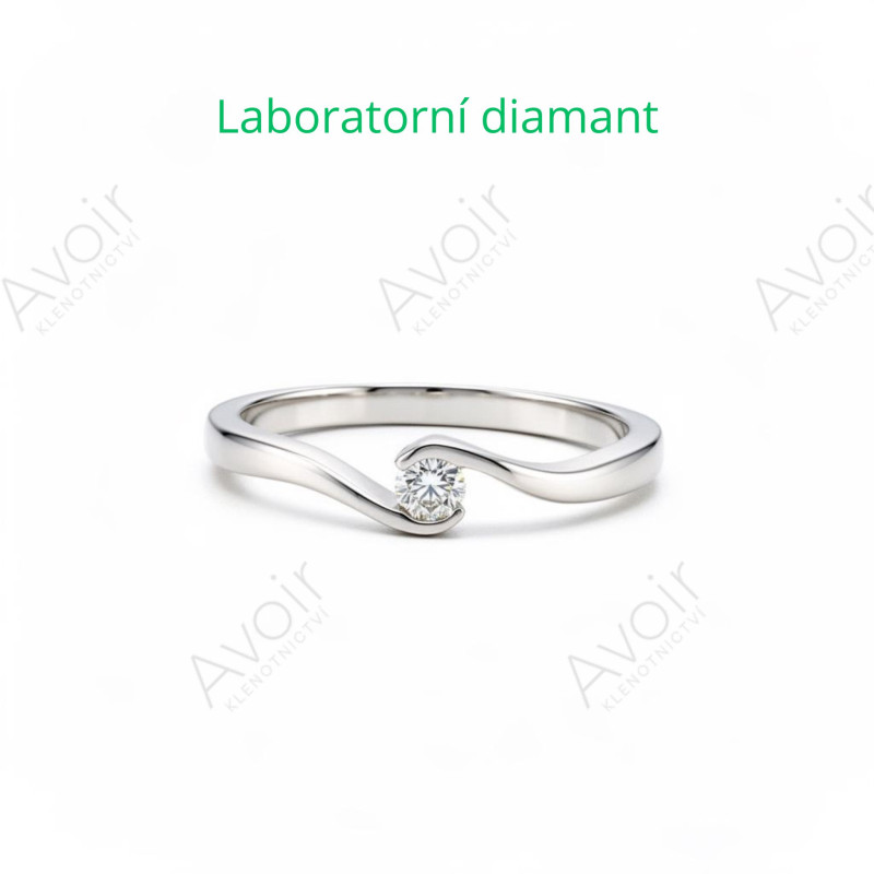 Zásnubní prsten z bílého zlata s laboratorním diamantem 0,10 ct – Kolekce Rift Zásnubní prsten z bílého zlata s laboratorním diamantem 0,10 ct – Kolekce Rift