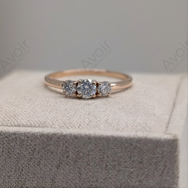 Prsten z růžového zlata s přírodními diamanty - Trinity
