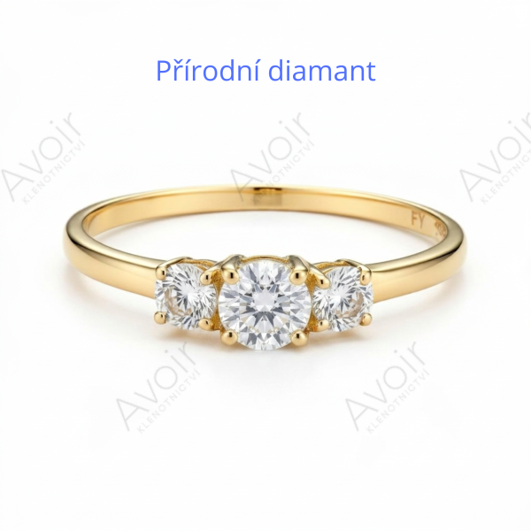 Prsten ze žlutého zlata se třemi přírodními diamanty