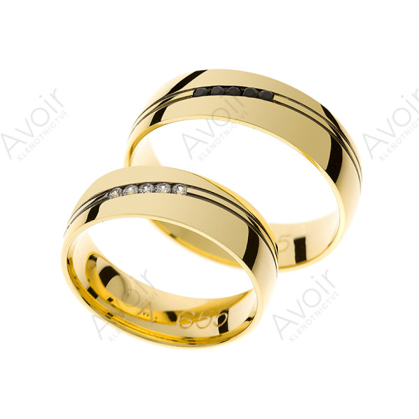 Elegantní snubní prsten s diamanty