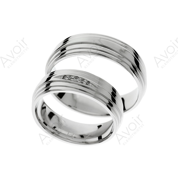 Elegantní snubní prsten s diamanty