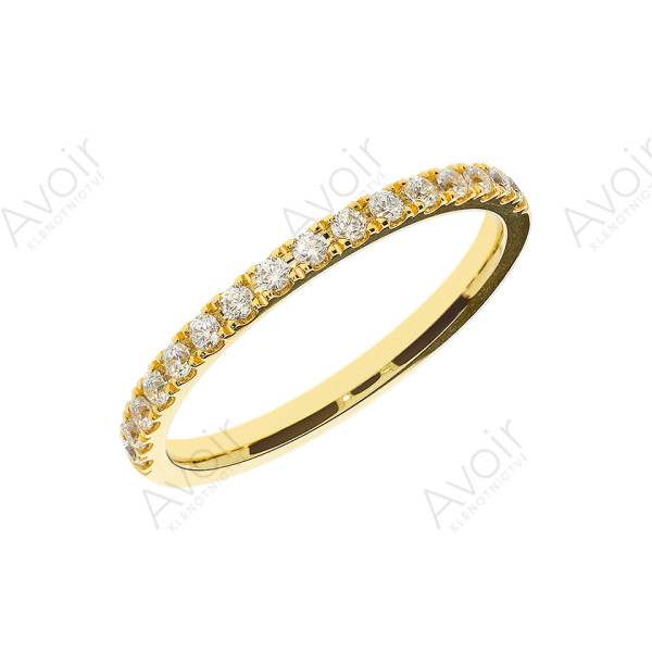 Elegantní snubní prsten s diamanty
