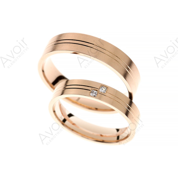 Elegantní snubní prsten s diamanty