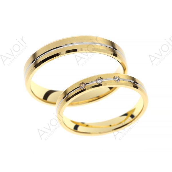 Elegantní snubní prsten s diamanty
