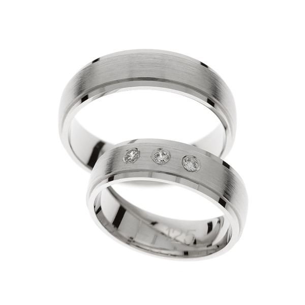 Elegantní snubní prsten s diamanty