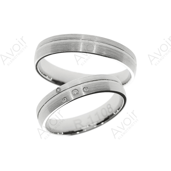 Elegantní snubní prsten s diamanty