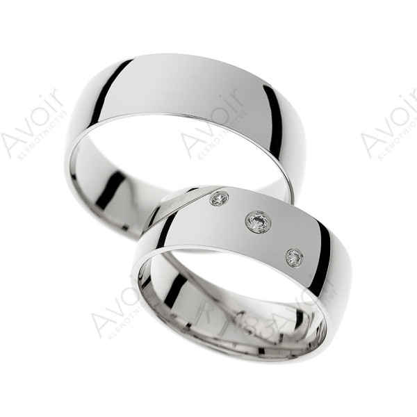 Elegantní snubní prsten s diamanty